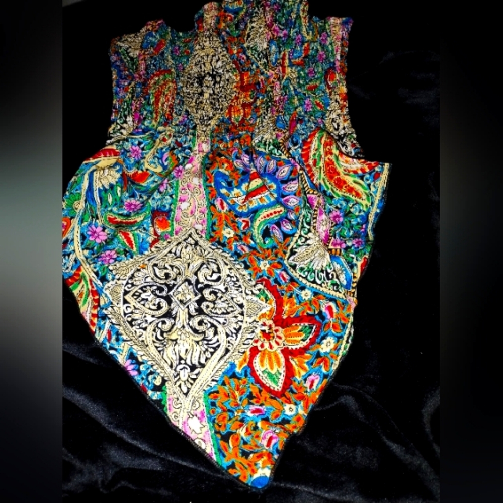 Handkerchief halter top